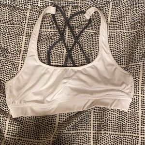 Women’s sports bra